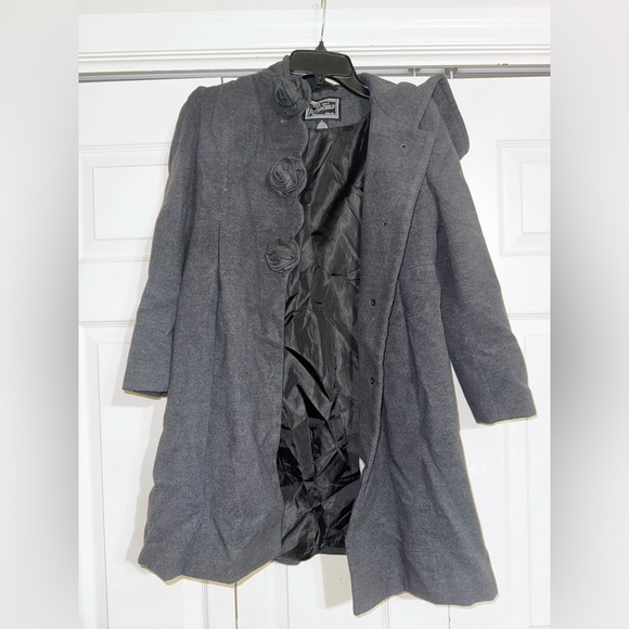 Rothschild Charcoal Coat with Elegant Details